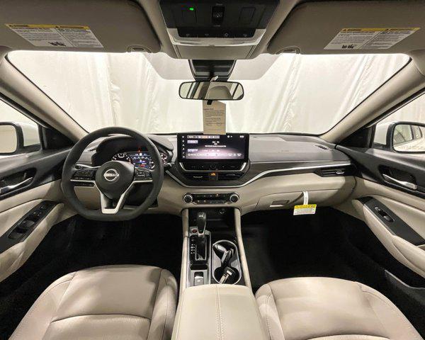 new 2024 Nissan Altima car, priced at $32,731