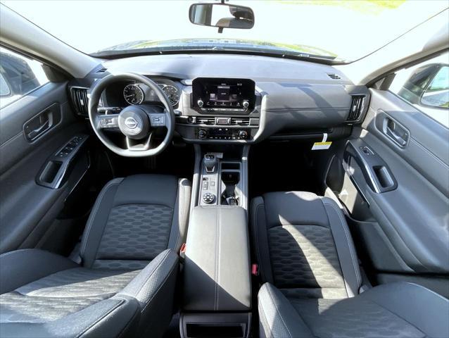 new 2025 Nissan Pathfinder car, priced at $37,392