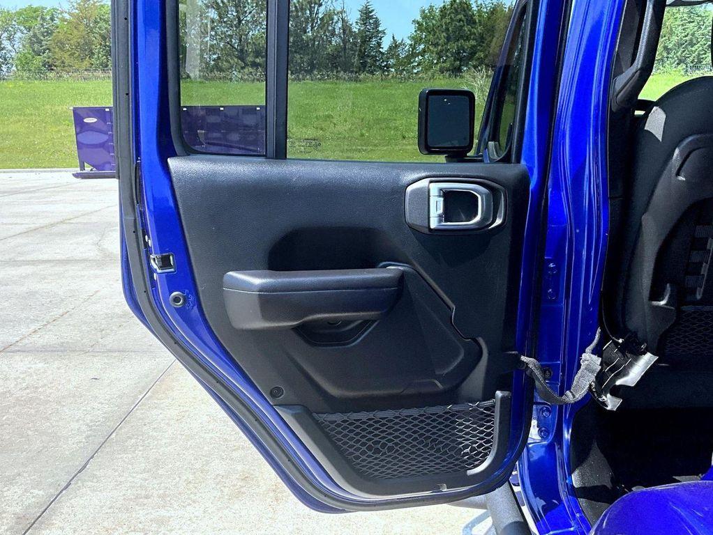 used 2019 Jeep Wrangler Unlimited car, priced at $33,981