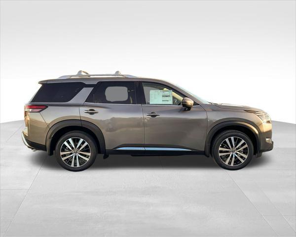 new 2025 Nissan Pathfinder car, priced at $52,404