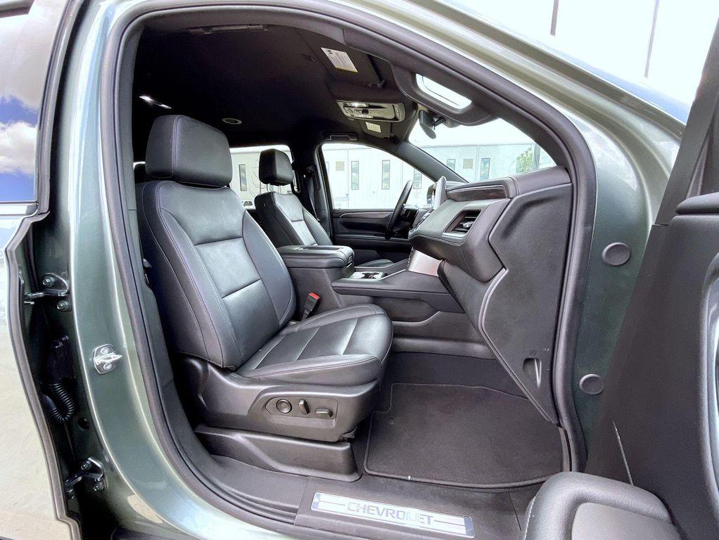 used 2024 Chevrolet Tahoe car, priced at $52,924