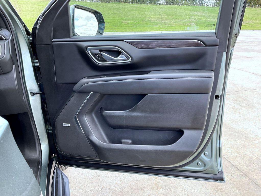 used 2024 Chevrolet Tahoe car, priced at $52,924