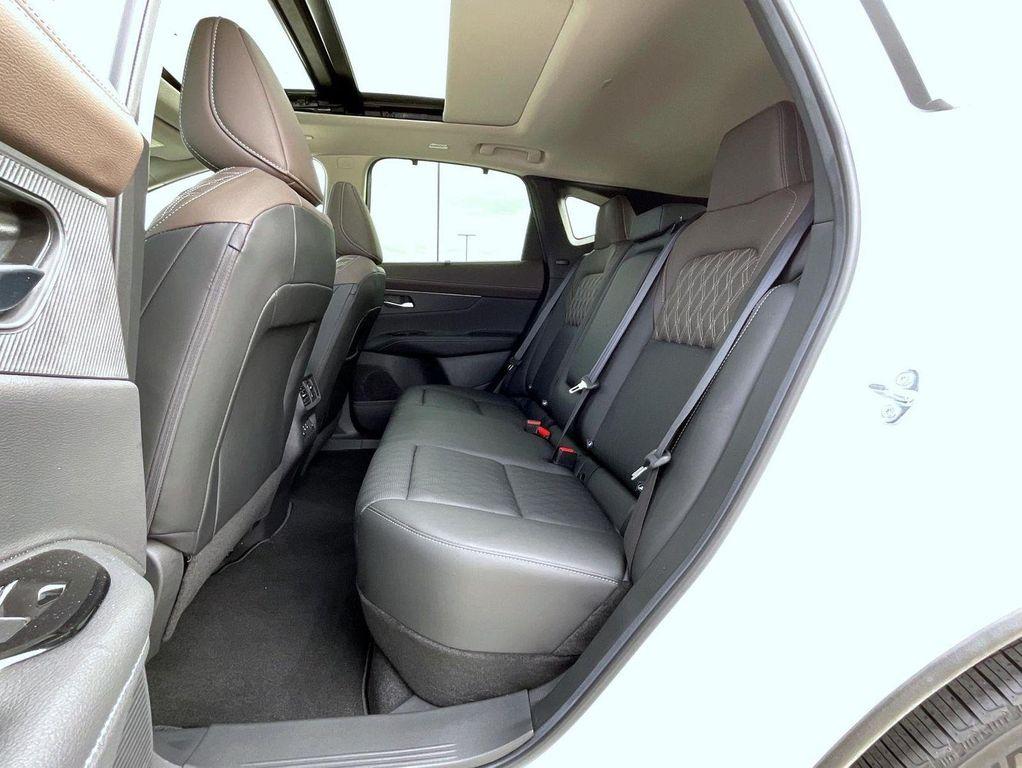 new 2025 Nissan Murano car, priced at $44,401