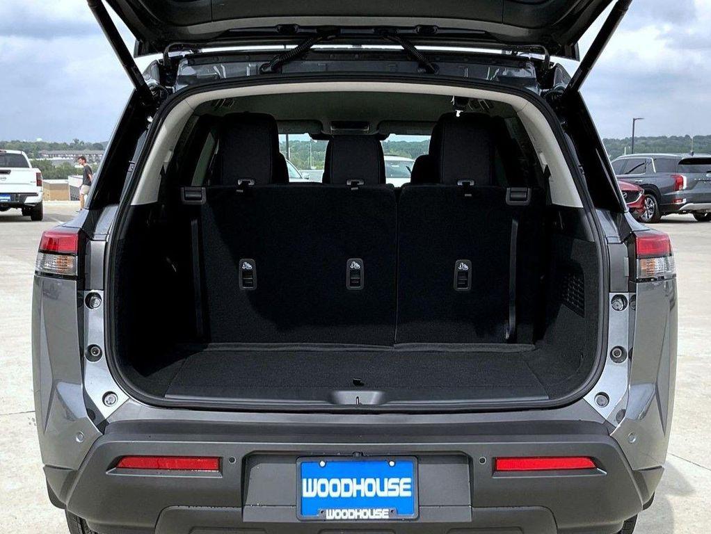 new 2025 Nissan Pathfinder car, priced at $37,204