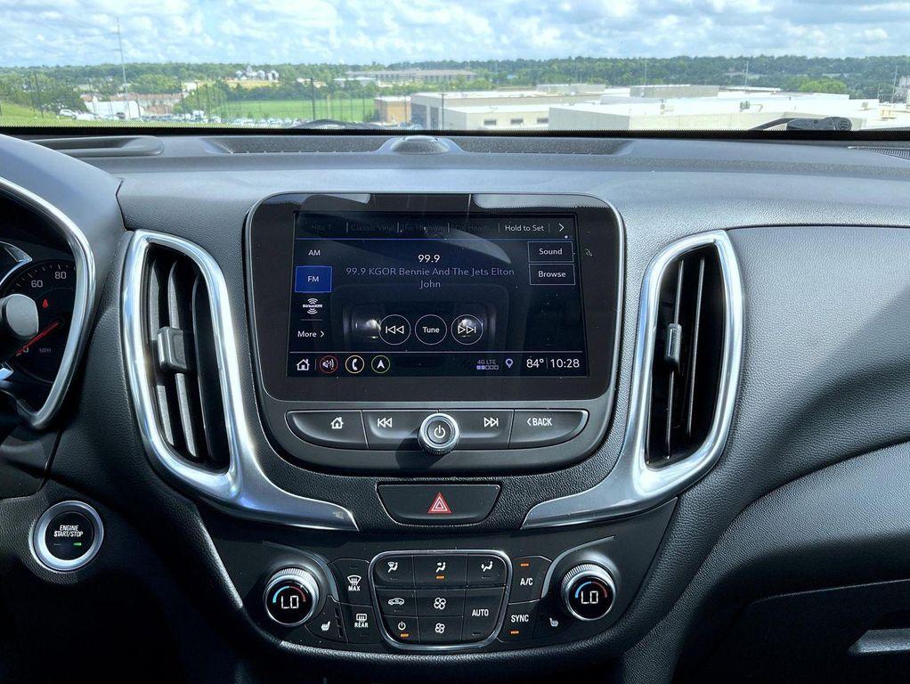 used 2021 Chevrolet Equinox car, priced at $20,987