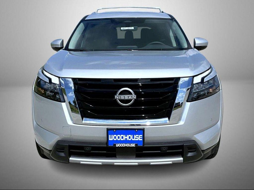 new 2025 Nissan Pathfinder car, priced at $43,999