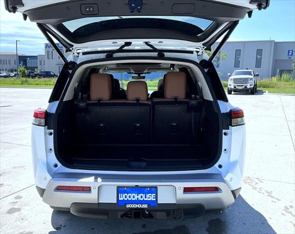 new 2025 Nissan Pathfinder car, priced at $50,701