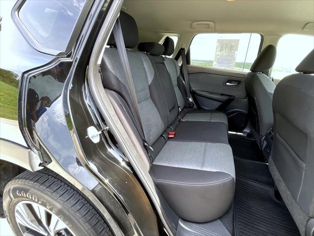 used 2021 Nissan Rogue car, priced at $21,817