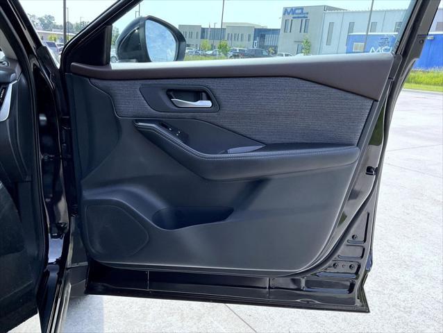 used 2021 Nissan Rogue car, priced at $21,817