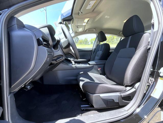 new 2025 Nissan Sentra car, priced at $24,304