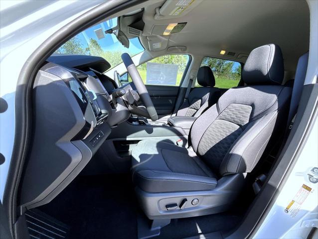 new 2025 Nissan Pathfinder car, priced at $41,385