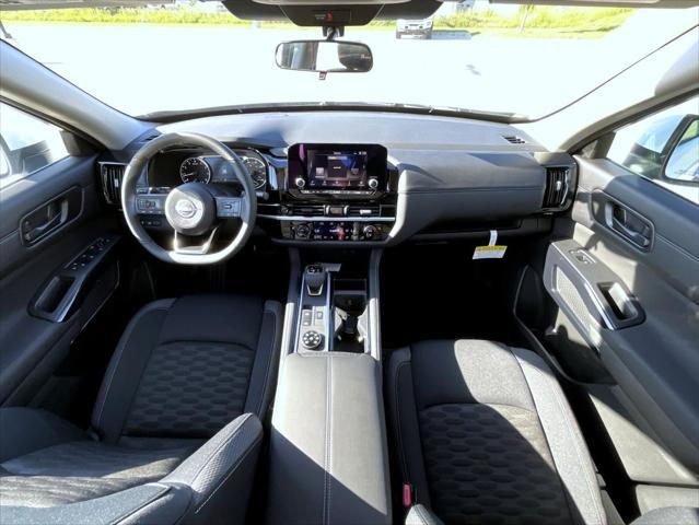 new 2025 Nissan Pathfinder car, priced at $41,385