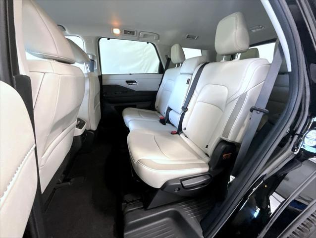 used 2022 Nissan Pathfinder car, priced at $33,827