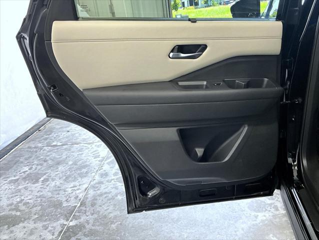 used 2022 Nissan Pathfinder car, priced at $33,827