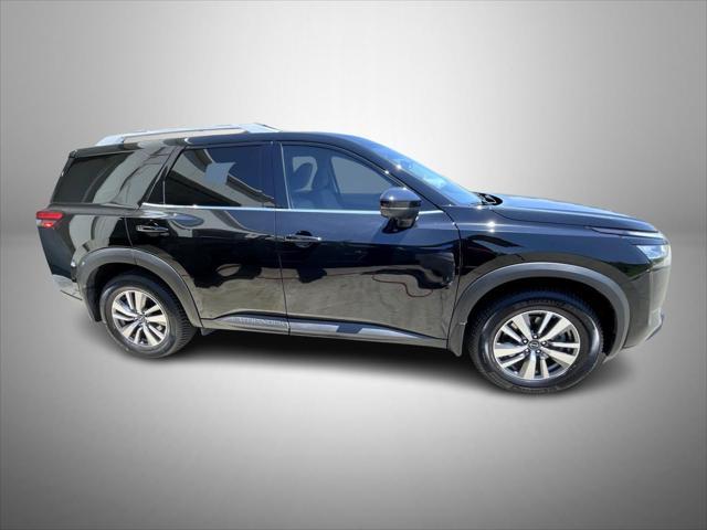 used 2022 Nissan Pathfinder car, priced at $33,827