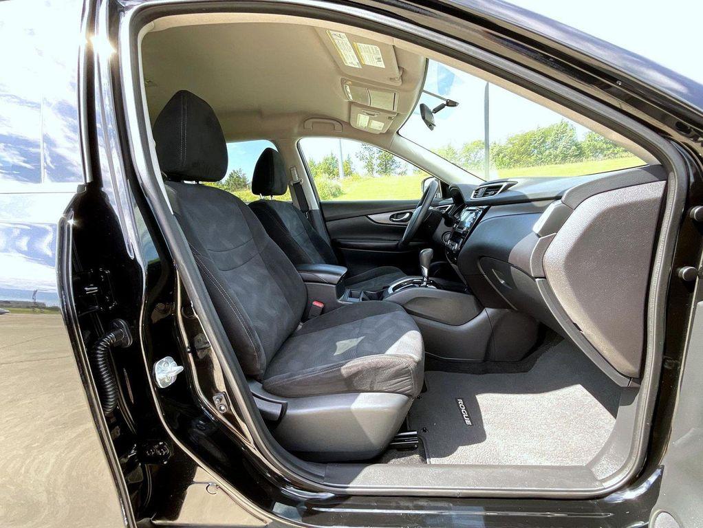 used 2016 Nissan Rogue car, priced at $13,482