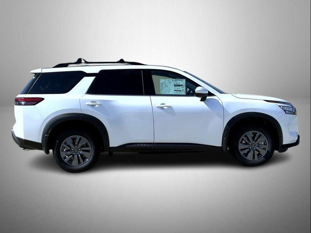 new 2025 Nissan Pathfinder car, priced at $37,609