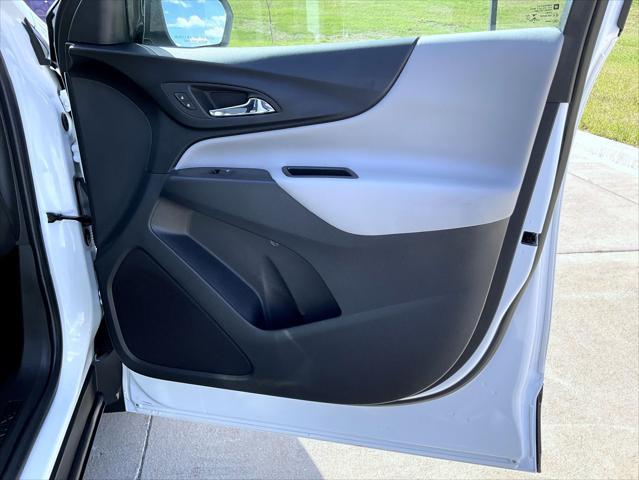 used 2022 Chevrolet Equinox car, priced at $21,373