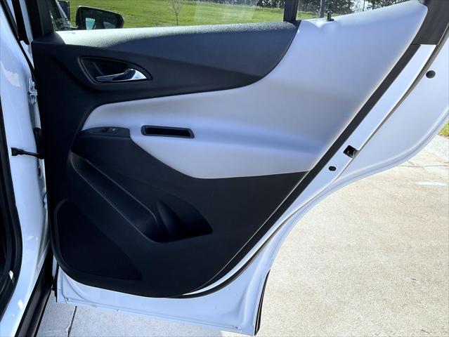 used 2022 Chevrolet Equinox car, priced at $21,373