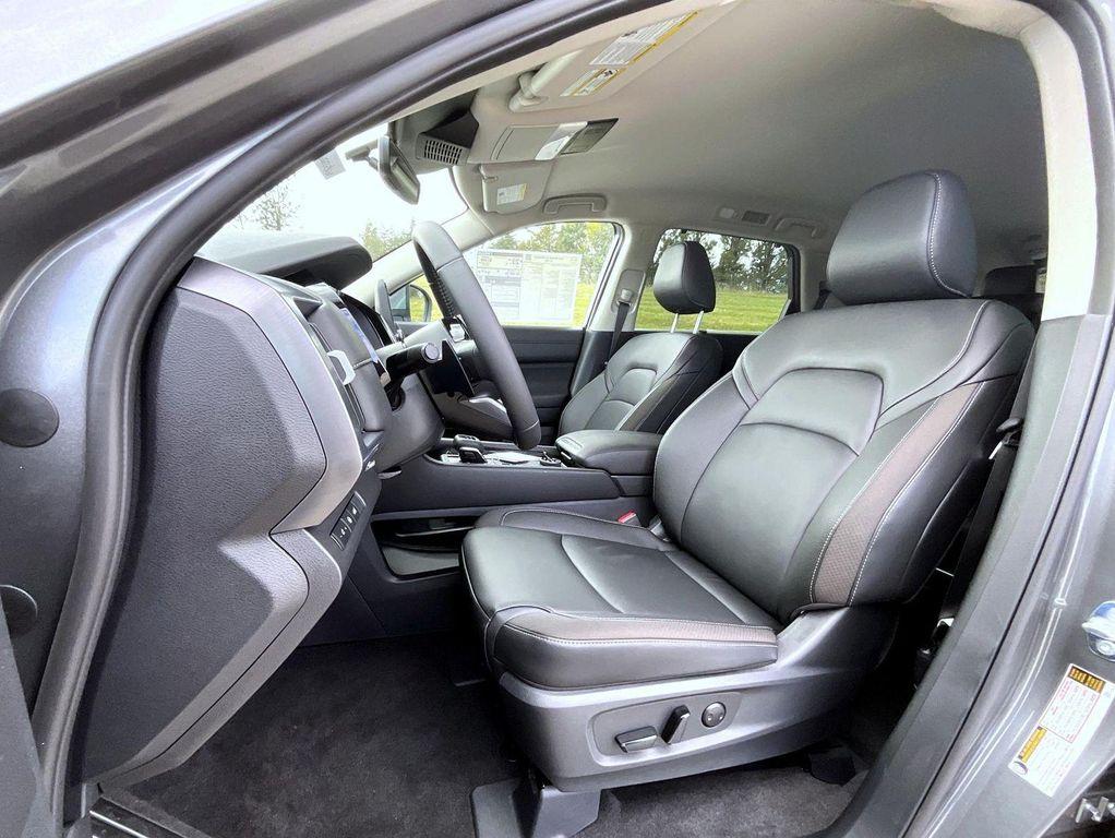 new 2025 Nissan Pathfinder car, priced at $38,488
