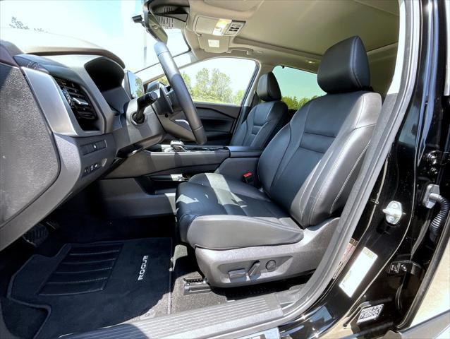 used 2023 Nissan Rogue car, priced at $30,986