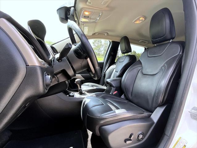 used 2018 Jeep Cherokee car, priced at $17,324