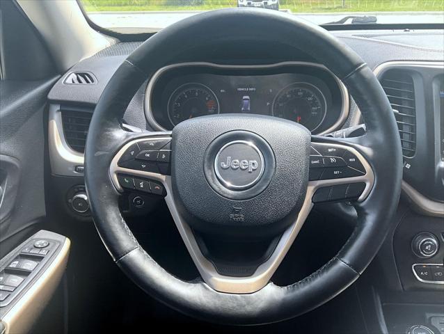 used 2018 Jeep Cherokee car, priced at $17,324