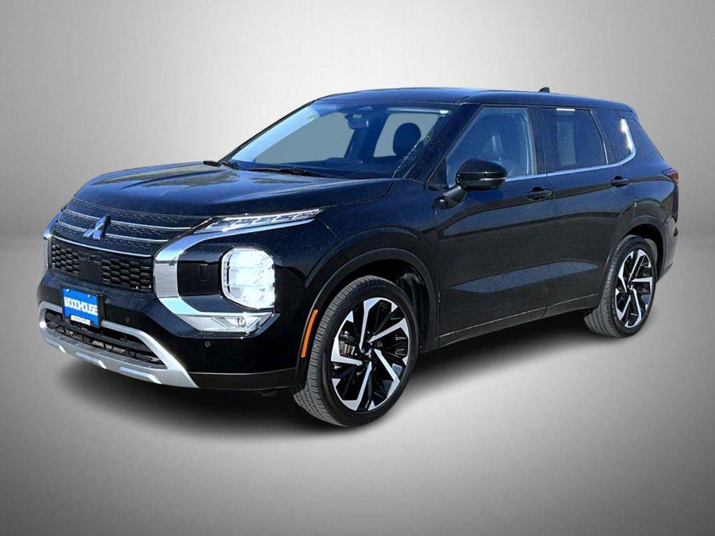 used 2022 Mitsubishi Outlander car, priced at $25,463