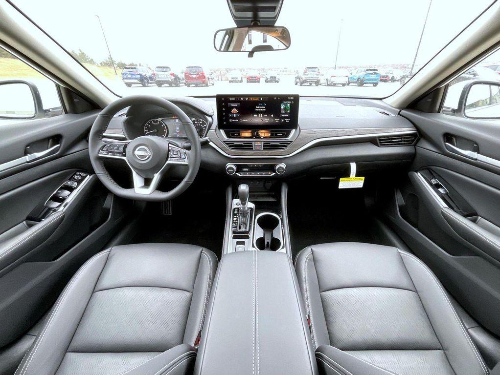 new 2025 Nissan Altima car, priced at $33,602