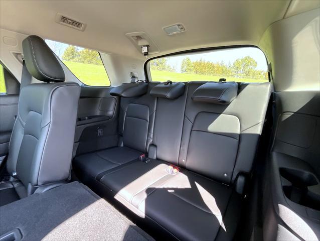 new 2025 Nissan Pathfinder car, priced at $46,709