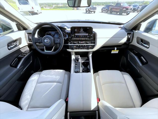 new 2025 Nissan Pathfinder car, priced at $45,937