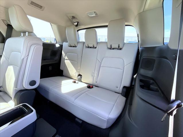 new 2025 Nissan Pathfinder car, priced at $45,937