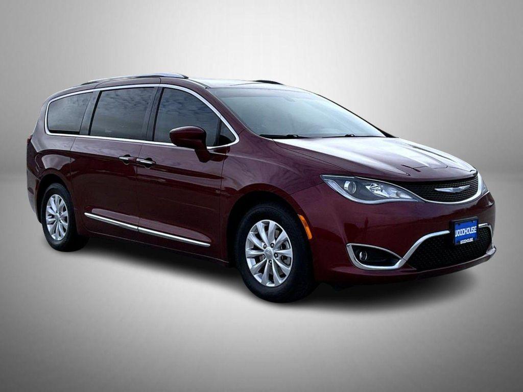 used 2018 Chrysler Pacifica car, priced at $13,899