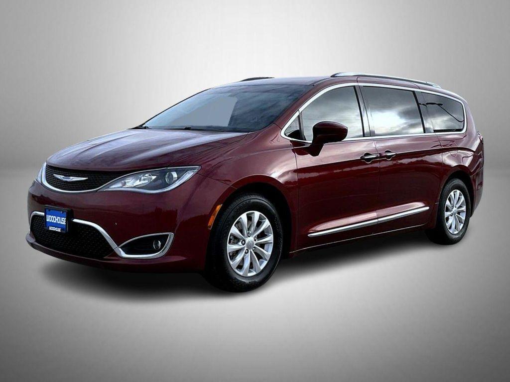 used 2018 Chrysler Pacifica car, priced at $13,899