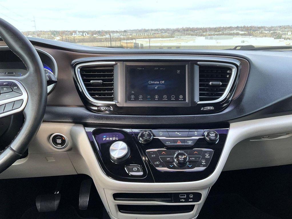 used 2018 Chrysler Pacifica car, priced at $13,899