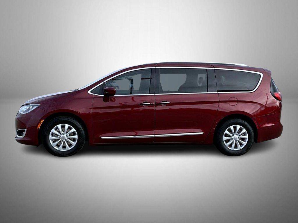 used 2018 Chrysler Pacifica car, priced at $13,899