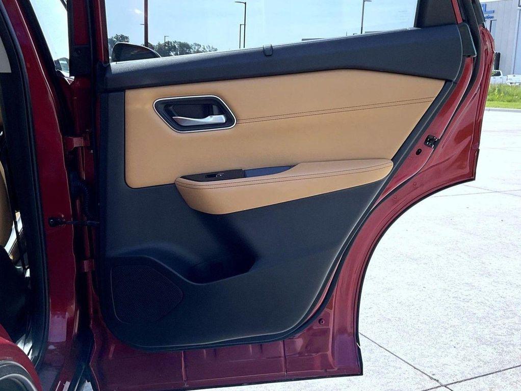used 2021 Nissan Rogue car, priced at $25,887