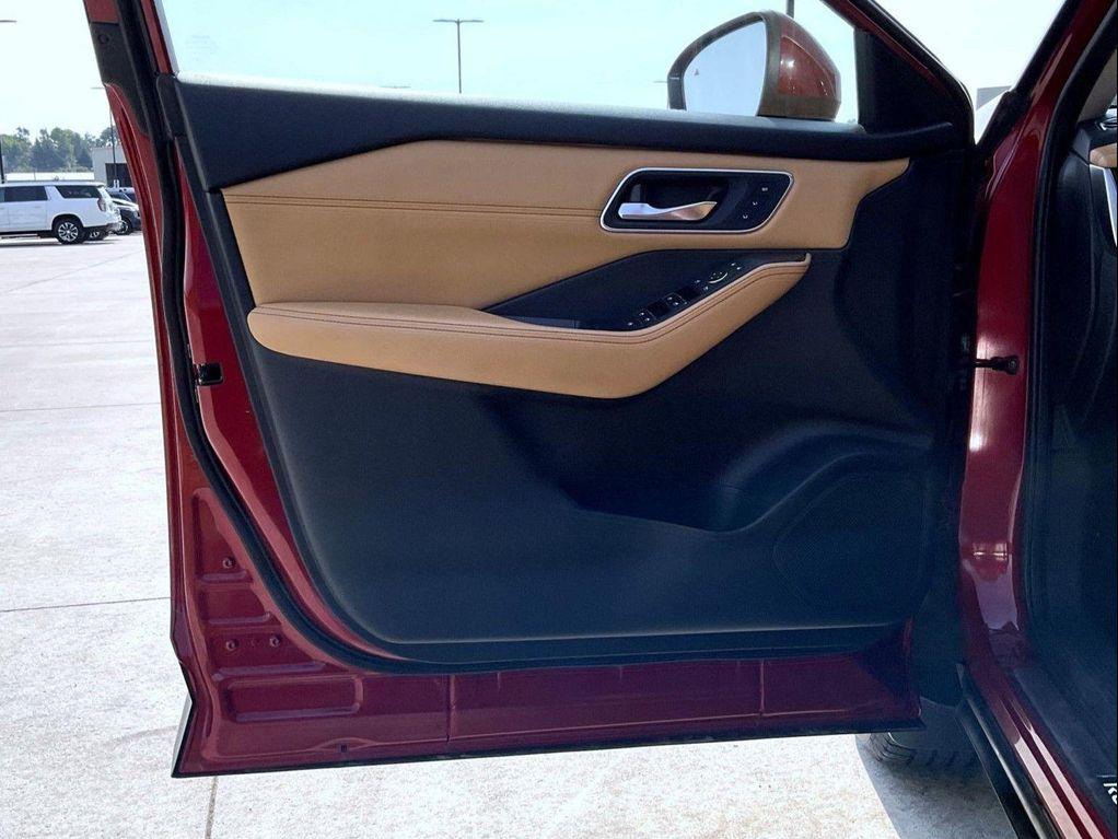 used 2021 Nissan Rogue car, priced at $25,887