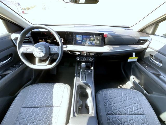 new 2025 Nissan Kicks car, priced at $28,754
