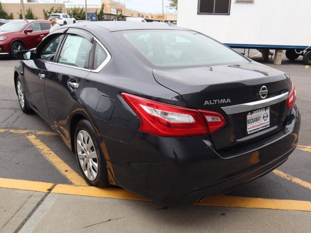 used 2017 Nissan Altima car