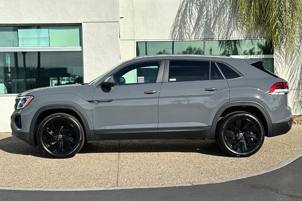 new 2025 Volkswagen Atlas Cross Sport car, priced at $44,418