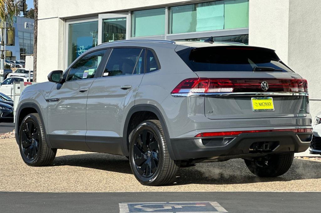 new 2025 Volkswagen Atlas Cross Sport car, priced at $44,418