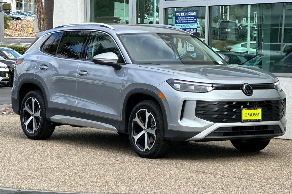 new 2025 Volkswagen Tiguan car, priced at $31,430