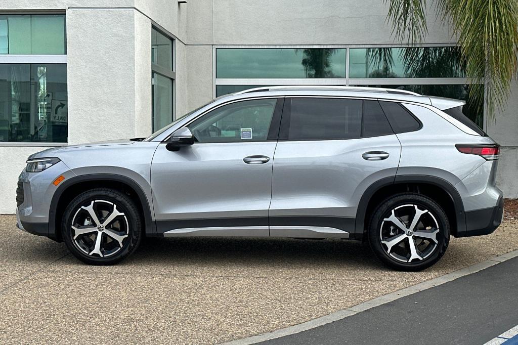 new 2025 Volkswagen Tiguan car, priced at $31,430