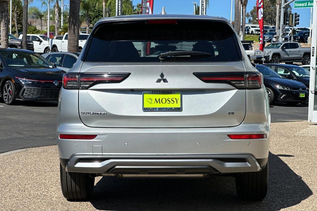 new 2025 Mitsubishi Outlander car, priced at $34,350