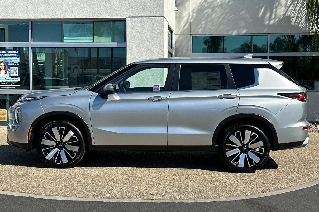 new 2025 Mitsubishi Outlander car, priced at $34,350