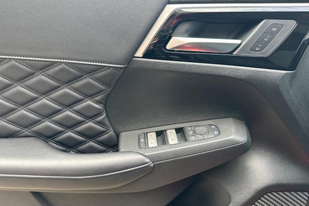 new 2025 Mitsubishi Outlander PHEV car, priced at $48,995
