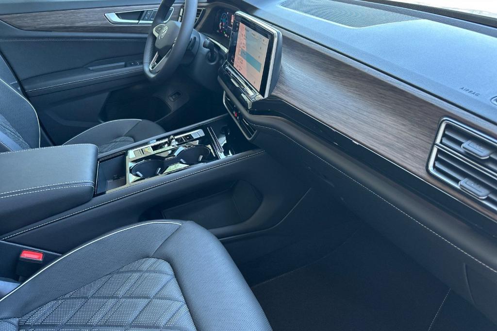new 2026 Volkswagen Atlas car, priced at $56,314