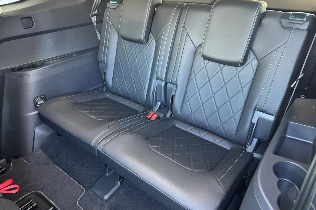 new 2026 Volkswagen Atlas car, priced at $56,314