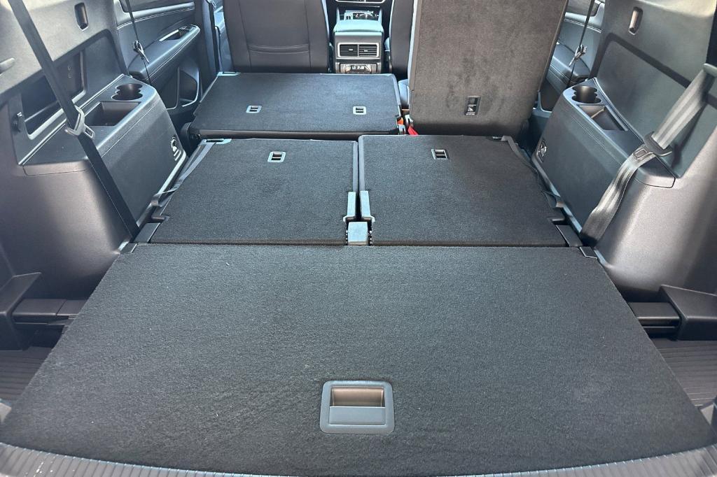 new 2026 Volkswagen Atlas car, priced at $56,314